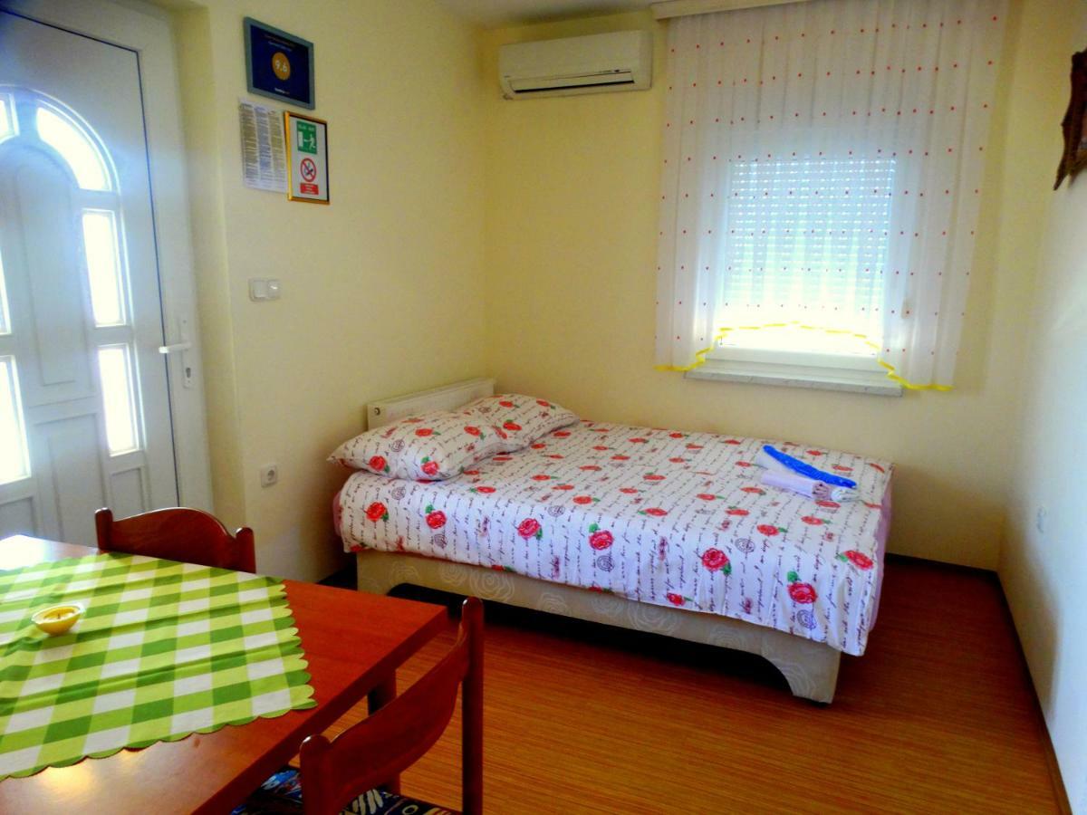 Apartment Gebic Ivan Crikvenica Esterno foto
